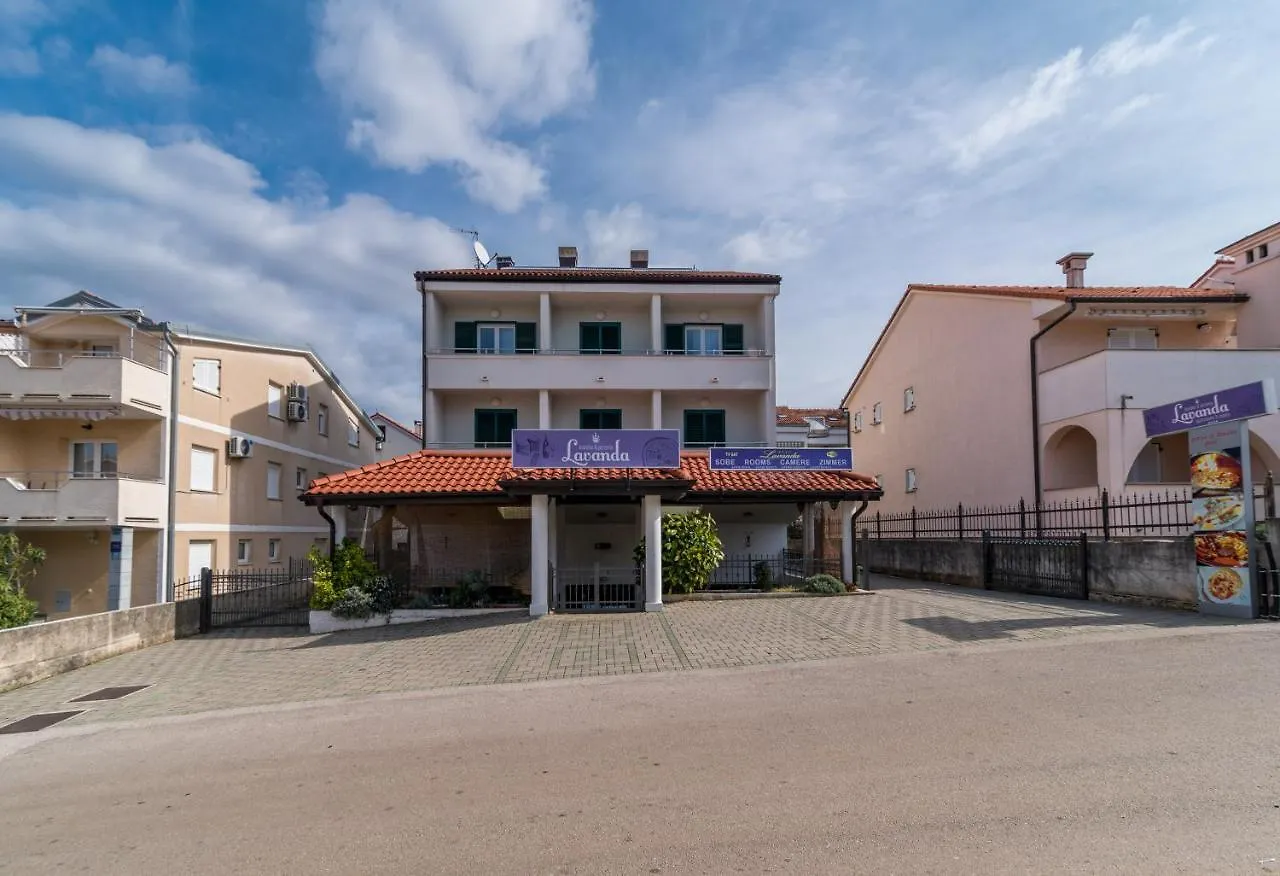 Guest house Apartments & Rooms Lavanda Malinska